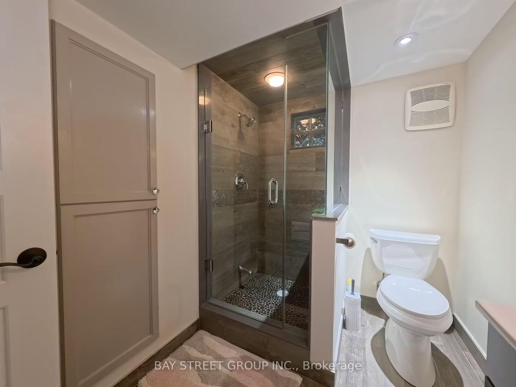 Photo 35 of 402 Osiris Drive, Richmond Hill, Crosby — HOMEH