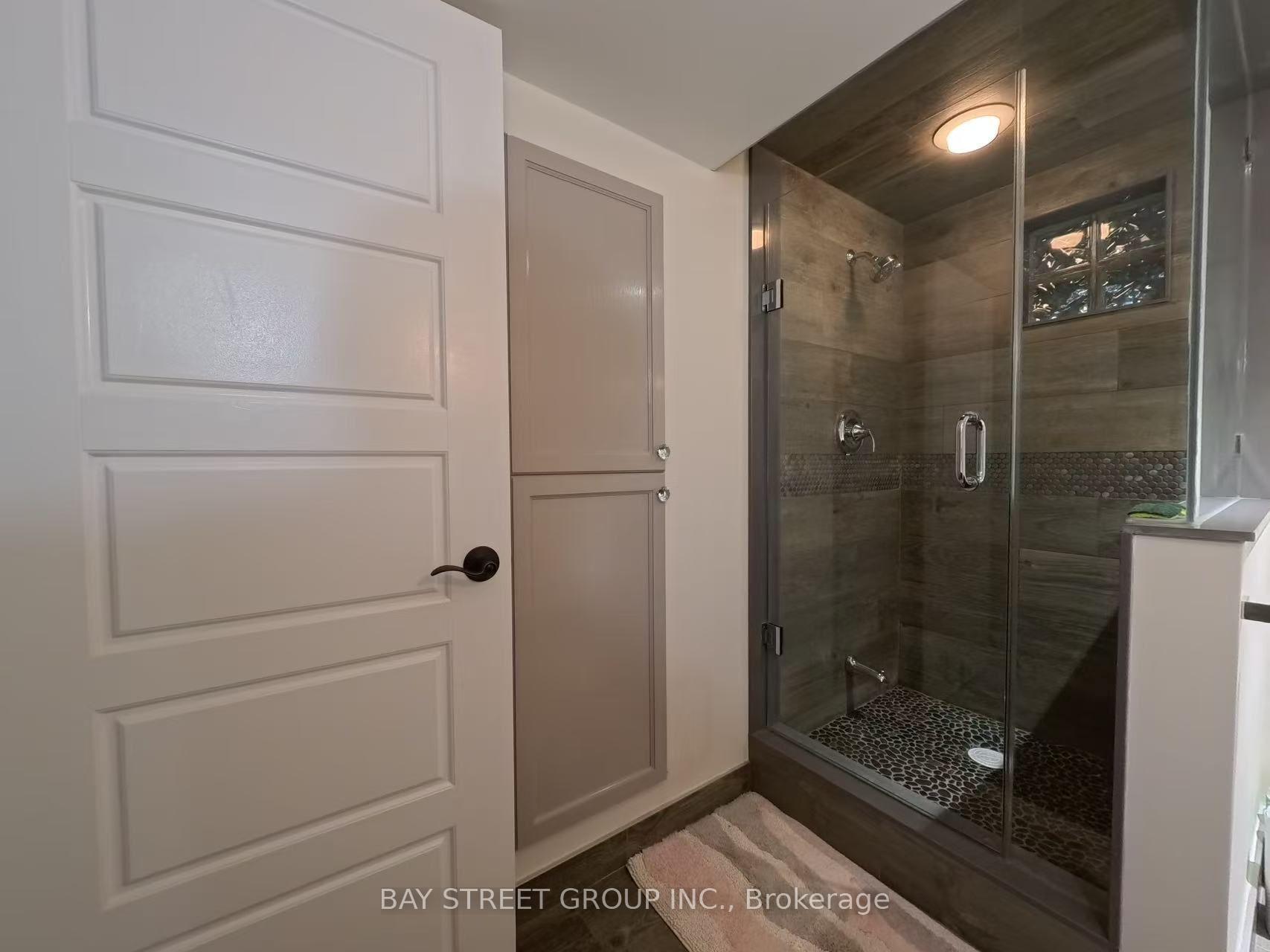 Photo 36 of 402 Osiris Drive, Richmond Hill, Crosby — HOMEH