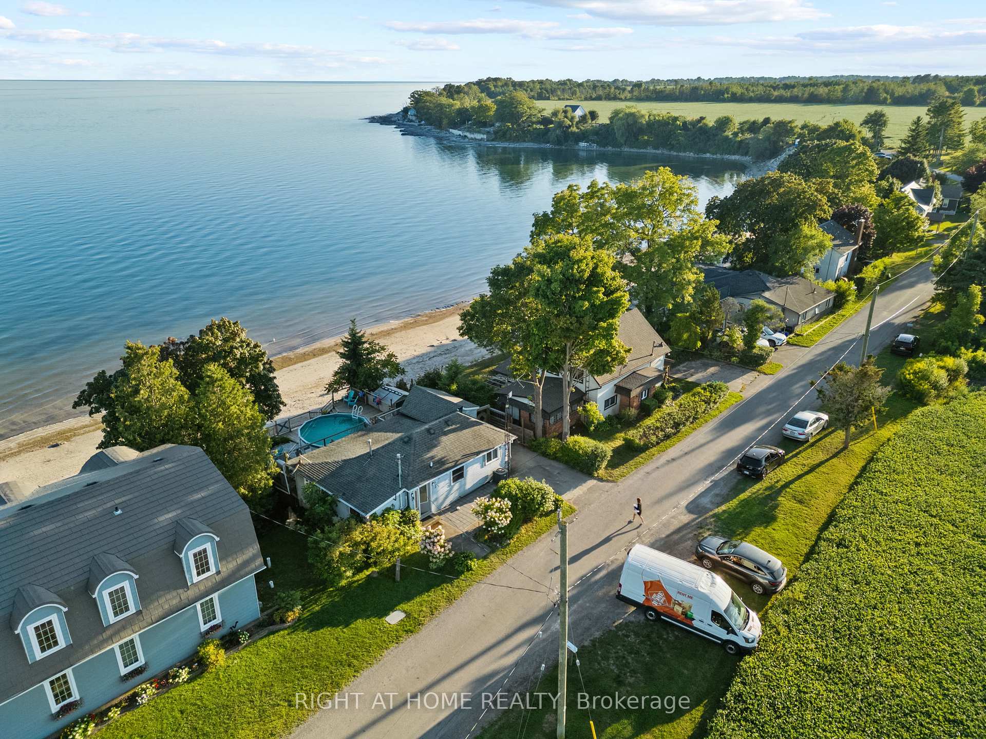 Photo 5 of 71 Lighthouse Dr, Haldimand, Dunnville — HOMEH