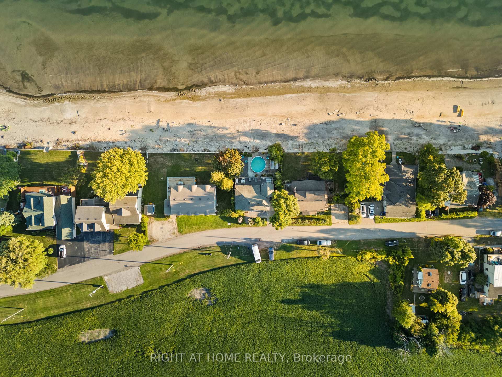 Photo 33 of 71 Lighthouse Dr, Haldimand, Dunnville — HOMEH