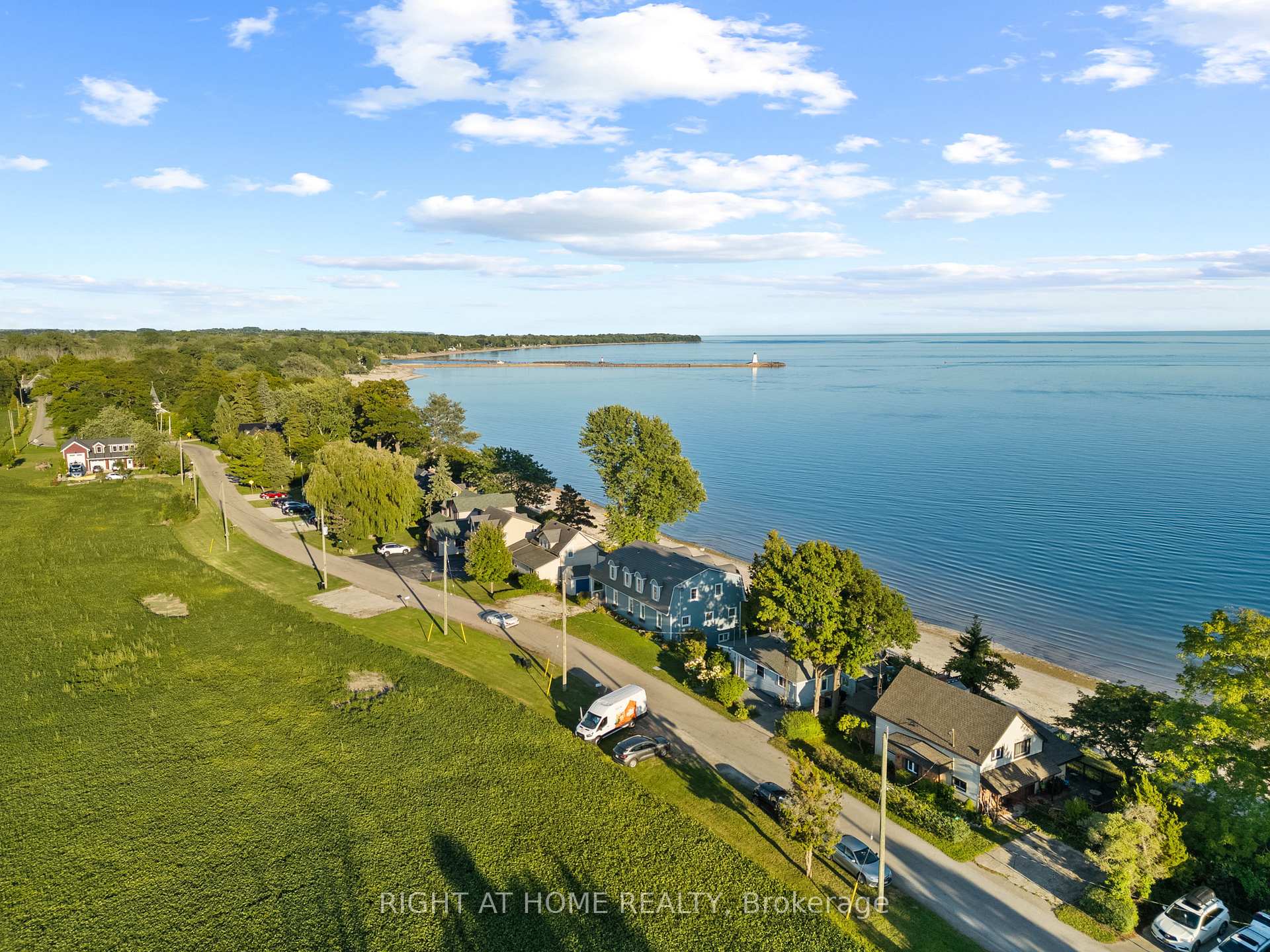 Photo 35 of 71 Lighthouse Dr, Haldimand, Dunnville — HOMEH