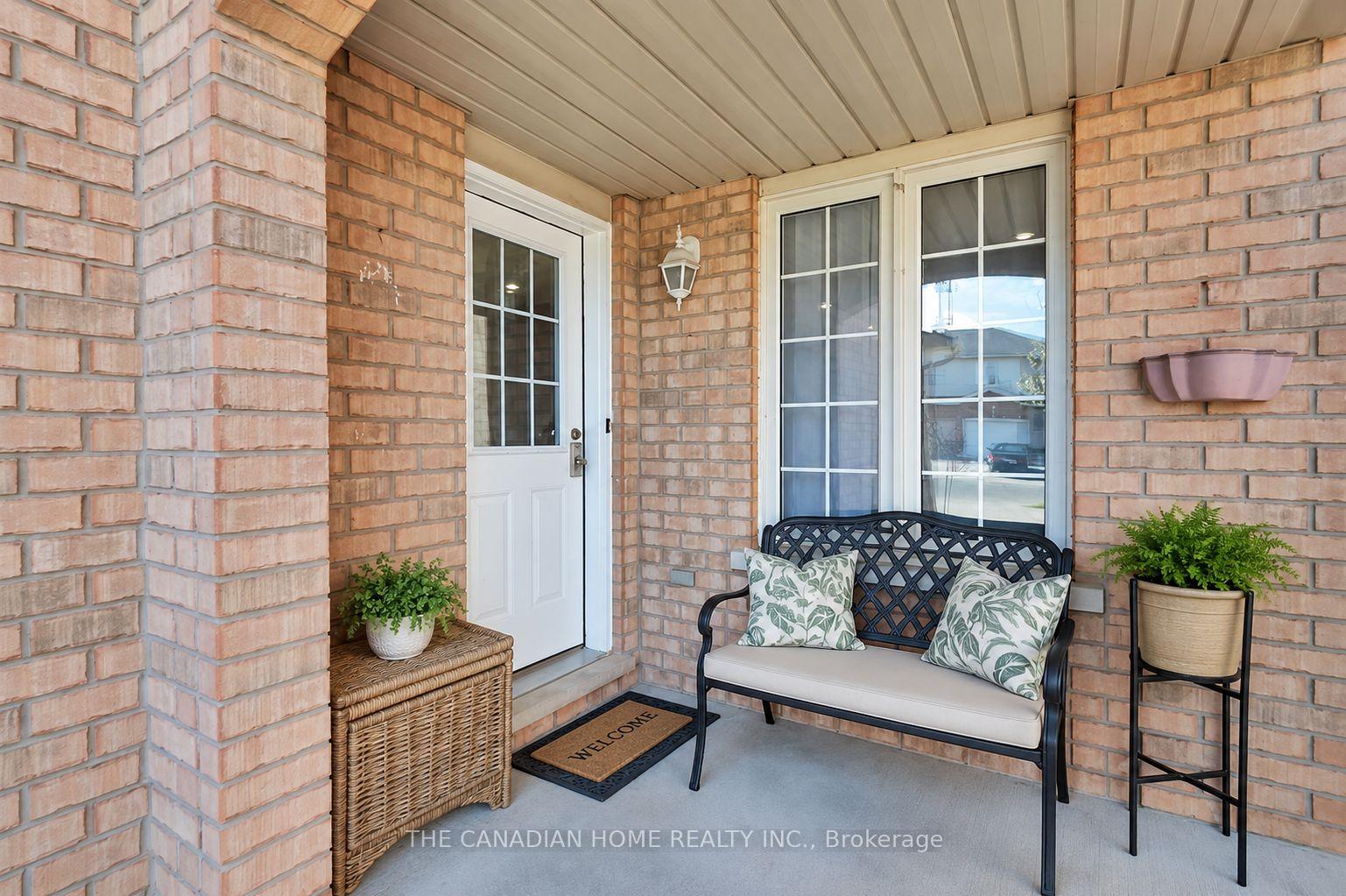 Photo 2 of 10 Jonathon Court, Hamilton, Rushdale — HOMEH