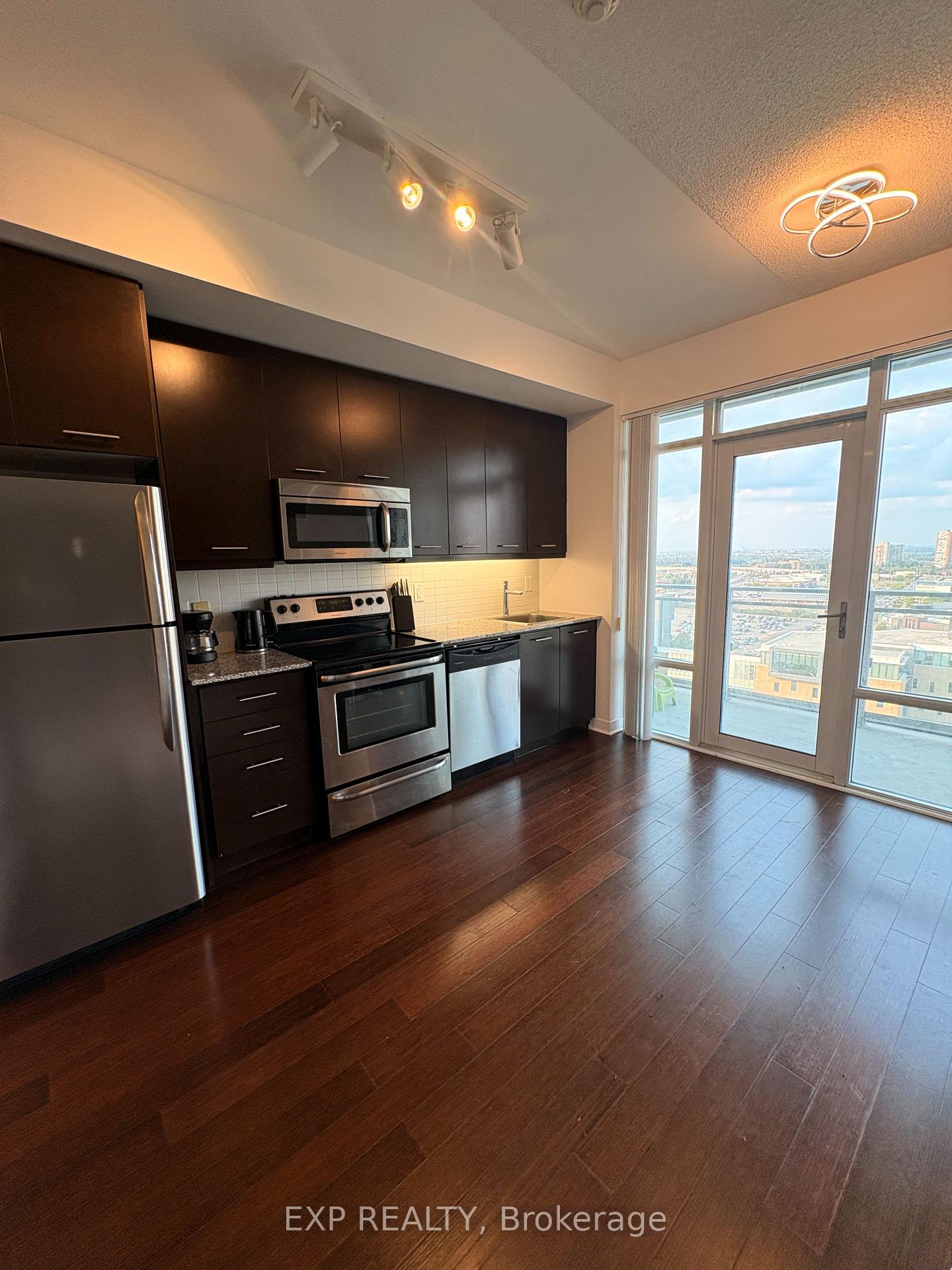Photo 4 of Unit 1401, 360 Square One Drive, Mississauga, City Centre — HOMEH