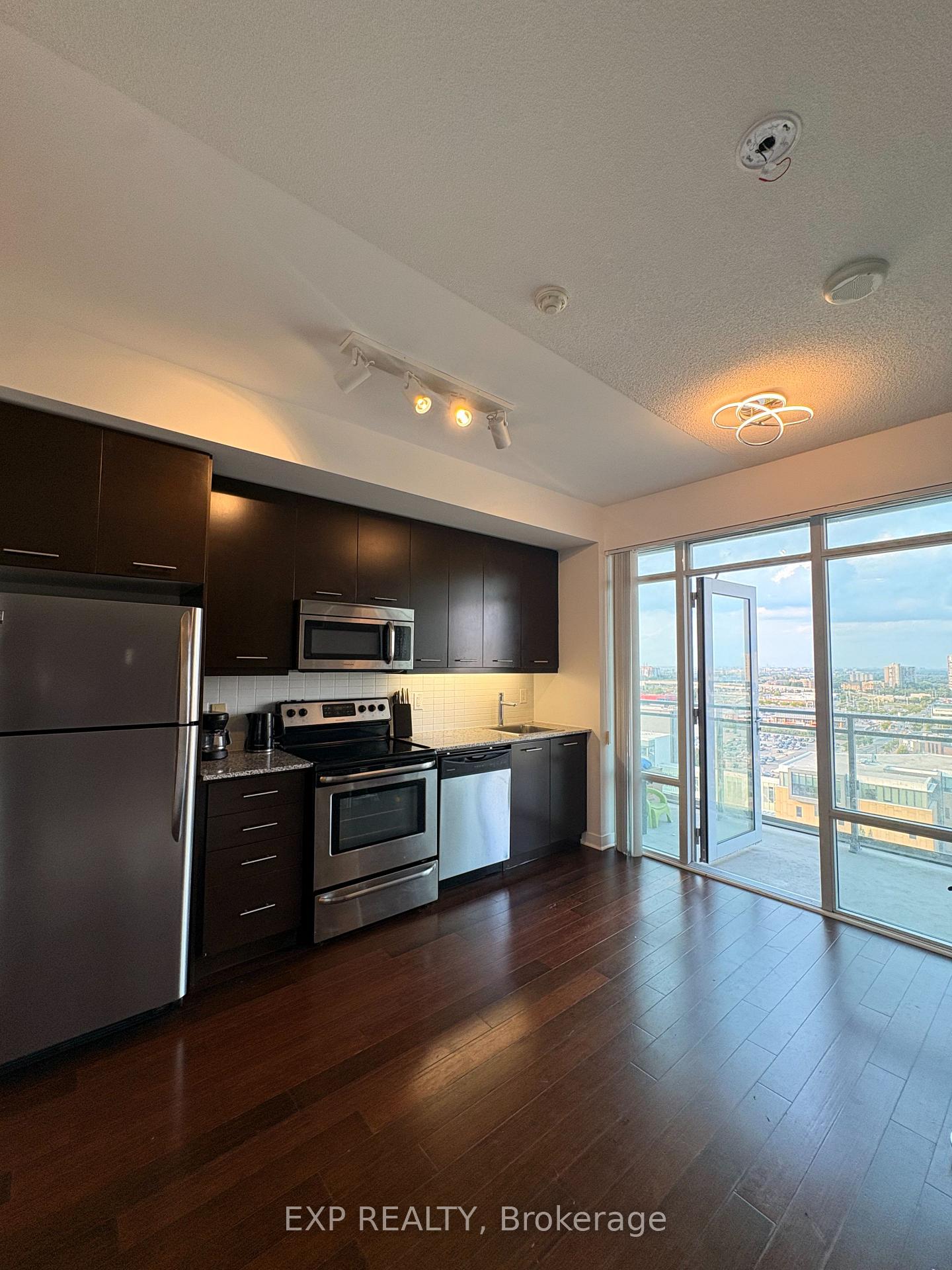 Photo 6 of Unit 1401, 360 Square One Drive, Mississauga, City Centre — HOMEH