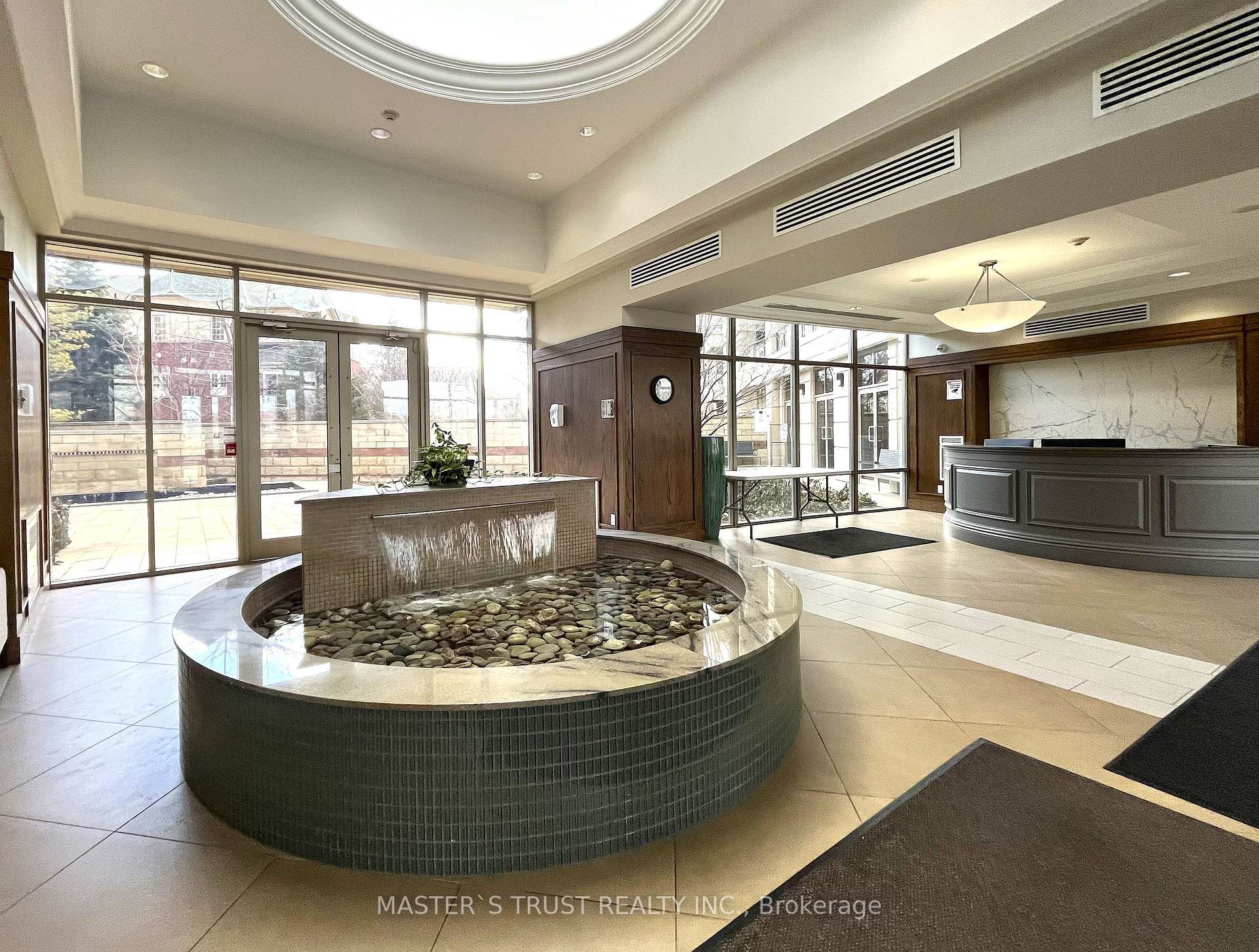 Photo 4 of Unit 1210, 2391 Central Park Drive, Oakville, River Oaks — HOMEH