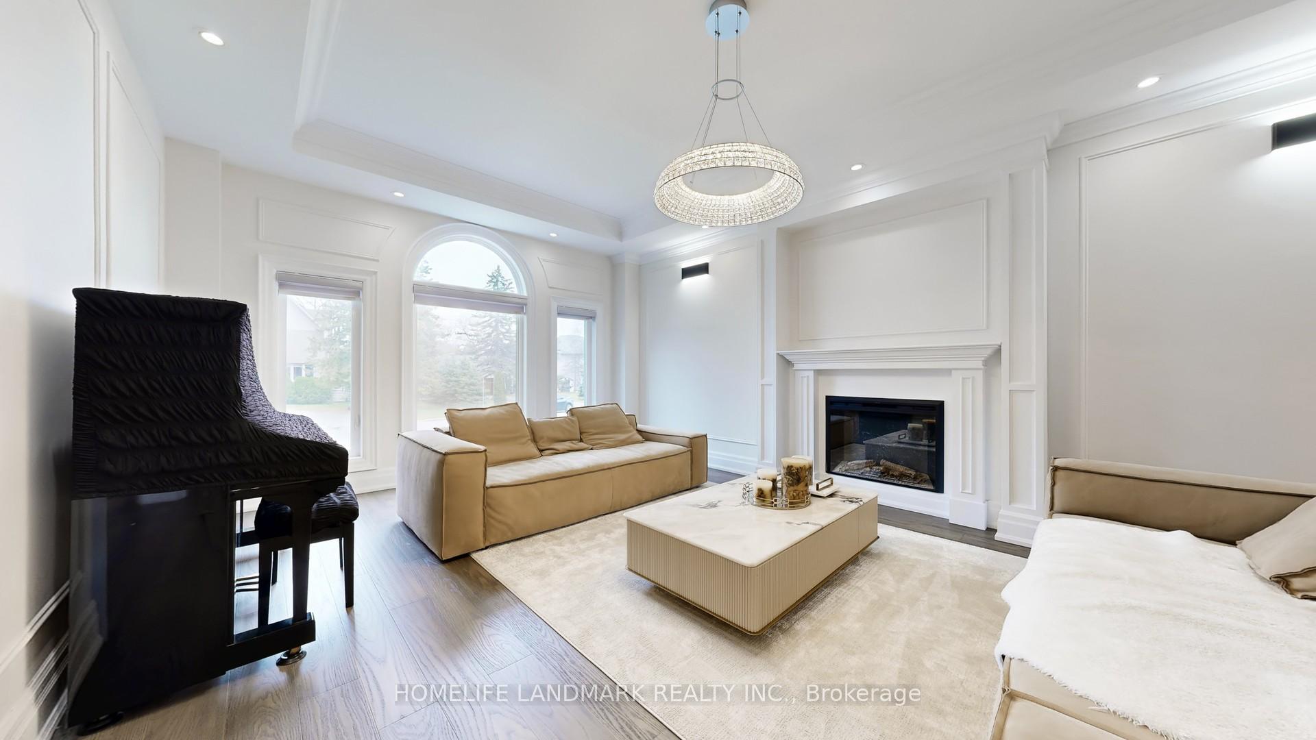 Photo 10 of 20 Blaine Drive, North York, Banbury-Don Mills — HOMEH