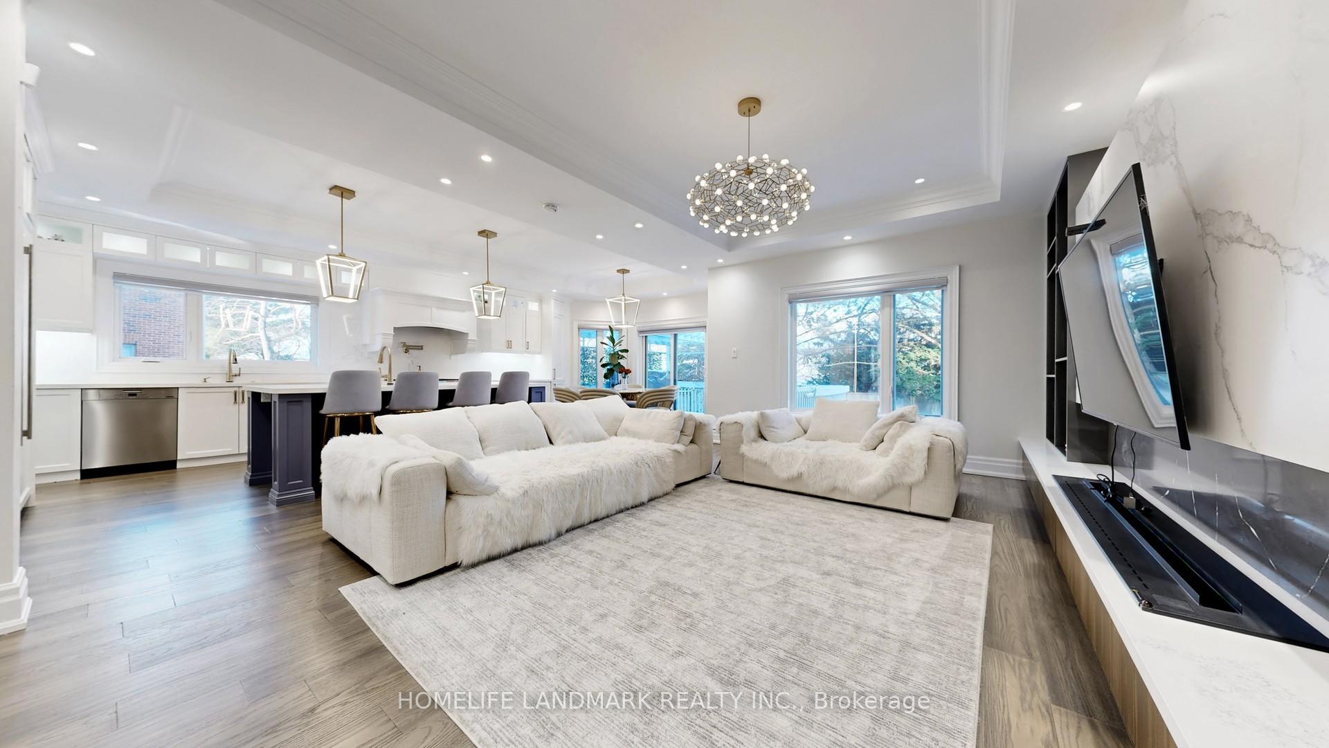 Photo 14 of 20 Blaine Drive, North York, Banbury-Don Mills — HOMEH