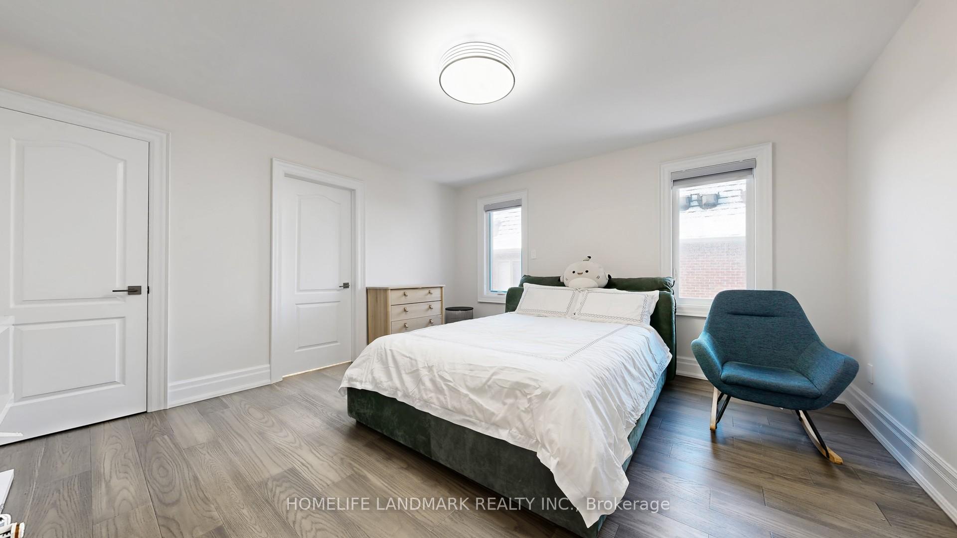 Photo 32 of 20 Blaine Drive, North York, Banbury-Don Mills — HOMEH