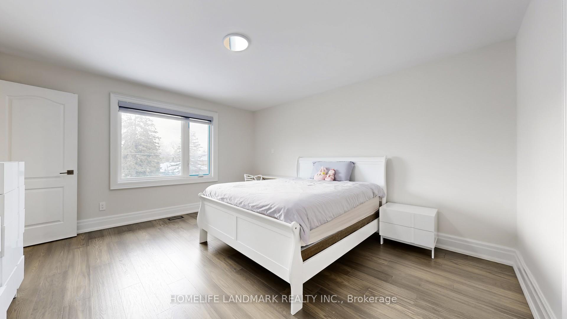 Photo 35 of 20 Blaine Drive, North York, Banbury-Don Mills — HOMEH