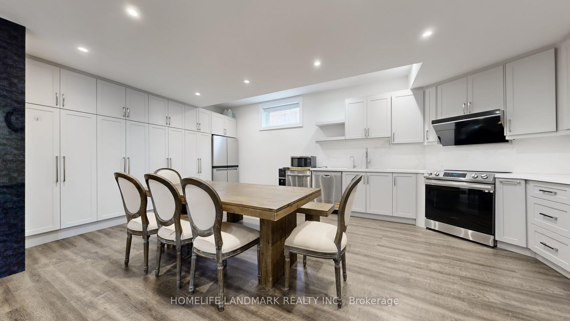 Photo 42 of 20 Blaine Drive, North York, Banbury-Don Mills — HOMEH