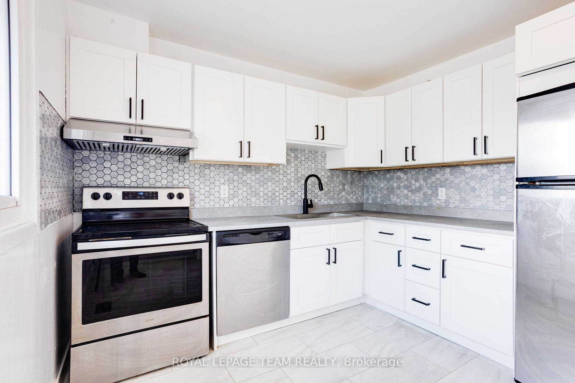 Photo 14 of Unit 52, 2669 Southvale Crescent, Ottawa, Sheffield Glen/Industrial Park — HOMEH