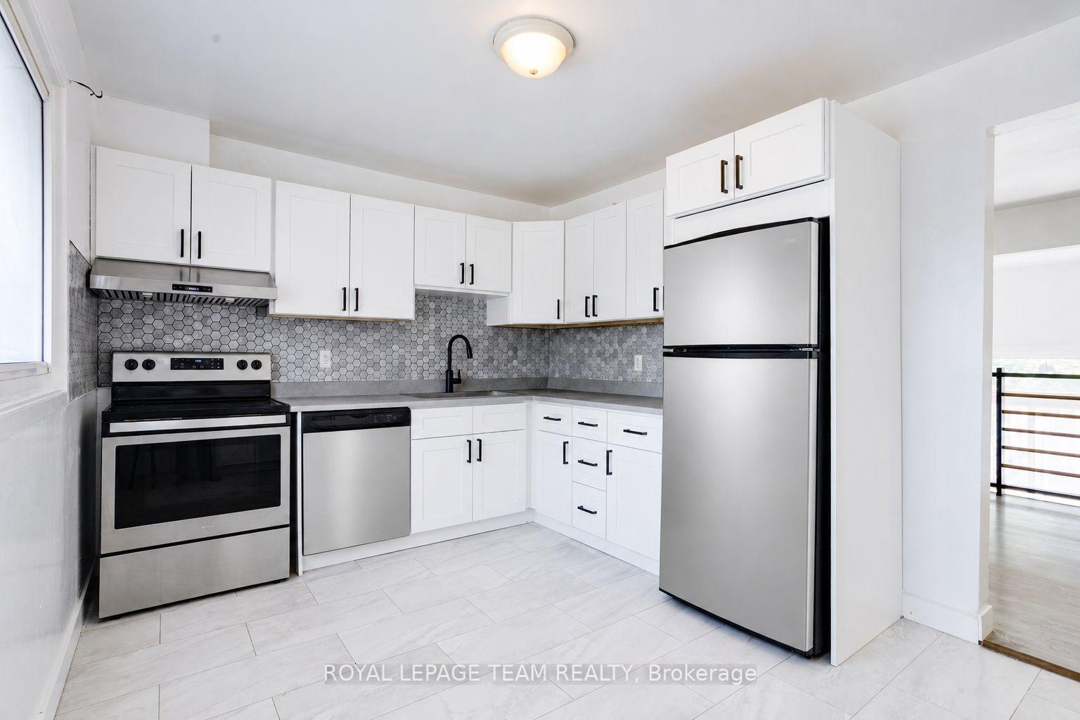 Photo 13 of Unit 52, 2669 Southvale Crescent, Ottawa, Sheffield Glen/Industrial Park — HOMEH