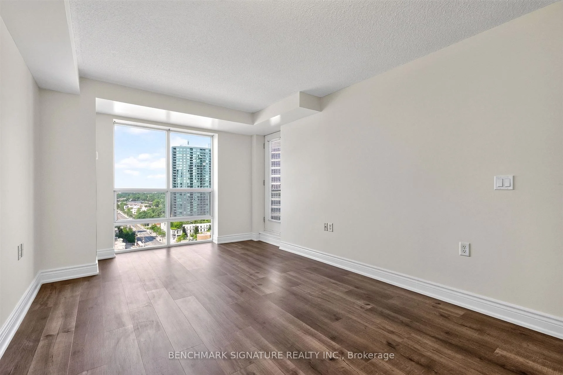 Photo 8 of Unit 1901, 22 Olive Avenue, North York, Willowdale East — HOMEH