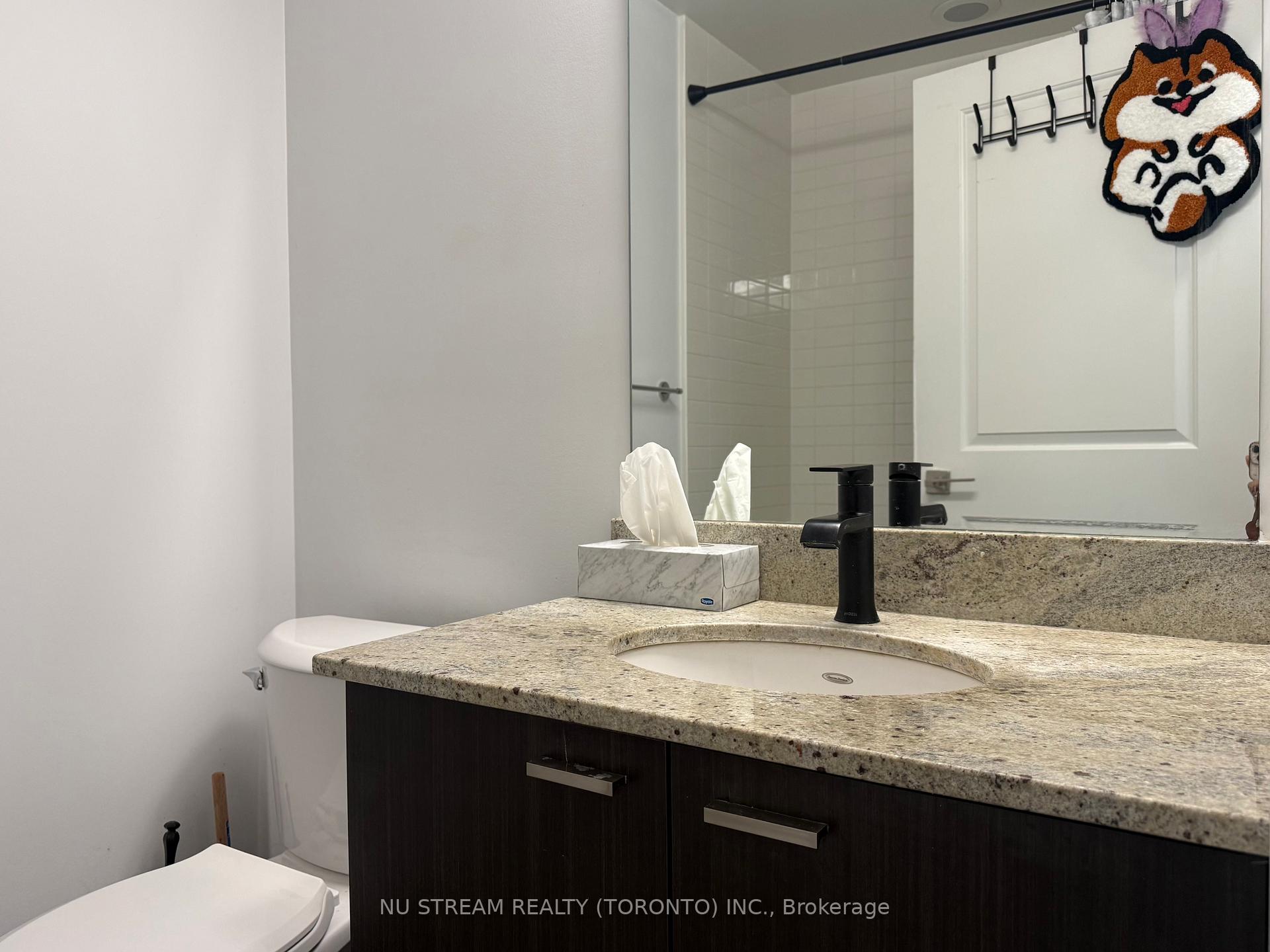 Photo 6 of Unit 211, 88 Sheppard Avenue E, North York, Willowdale East — HOMEH