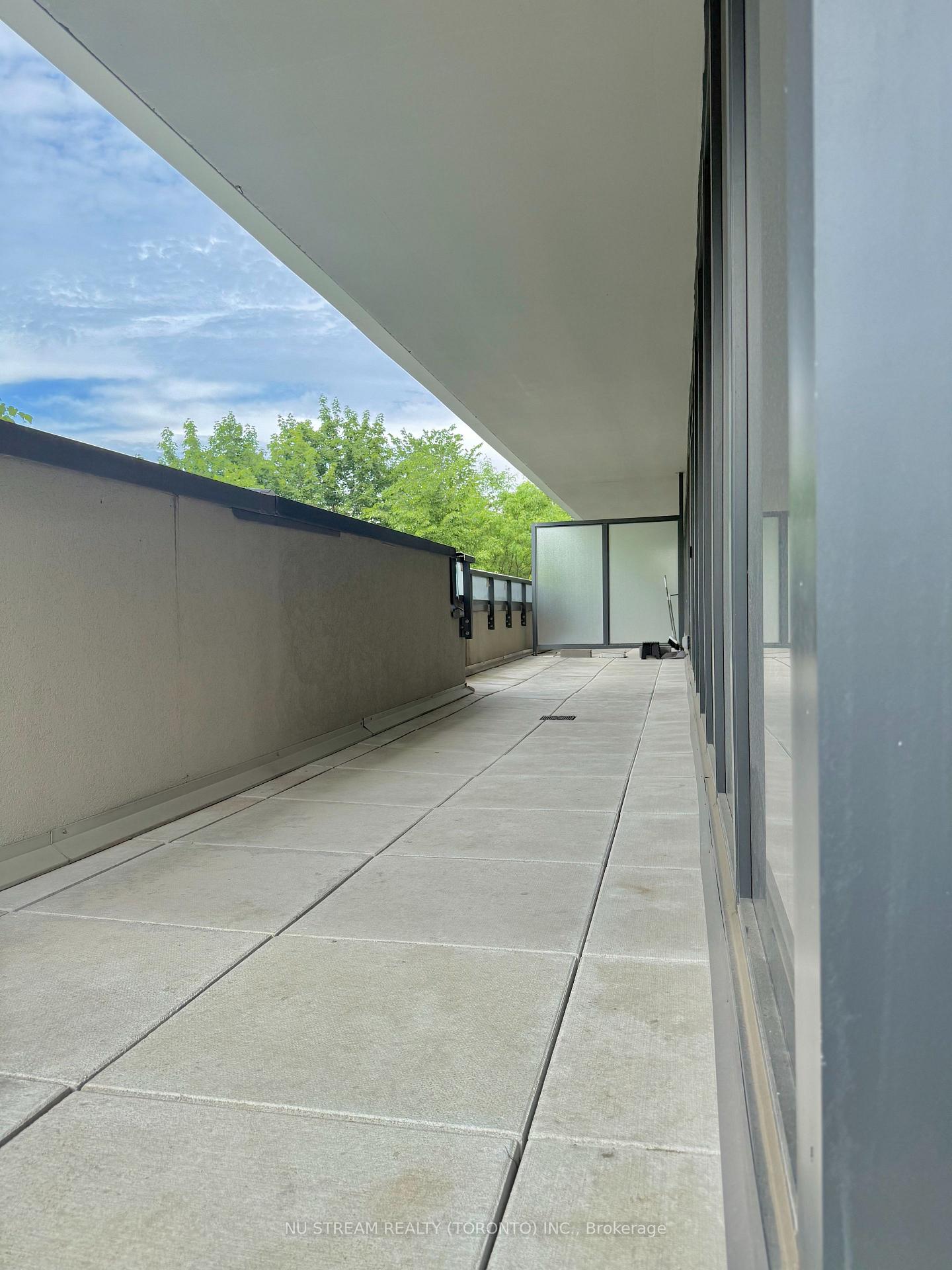 Photo 18 of Unit 211, 88 Sheppard Avenue E, North York, Willowdale East — HOMEH