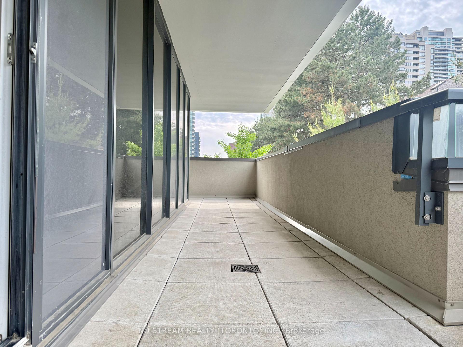 Photo 19 of Unit 211, 88 Sheppard Avenue E, North York, Willowdale East — HOMEH