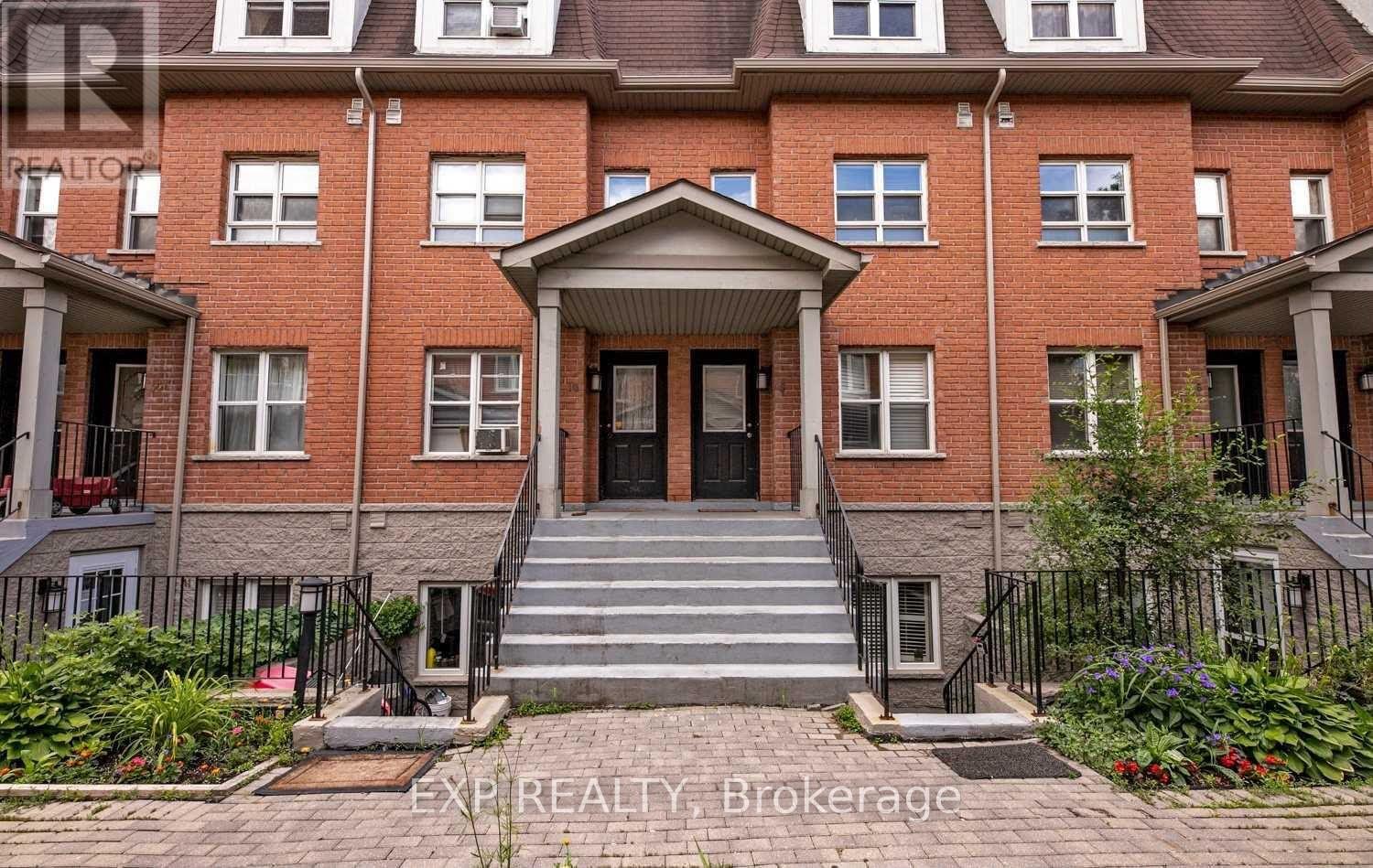 Photo of Unit 8, 901 Kennedy Road