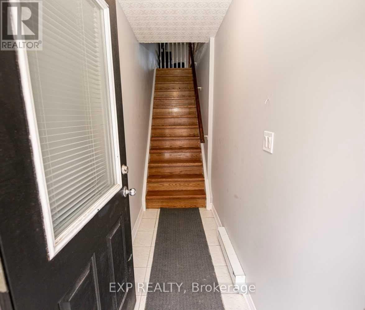 Photo 3 of Unit 8, 901 Kennedy Road, Scarborough, Ionview — HOMEH