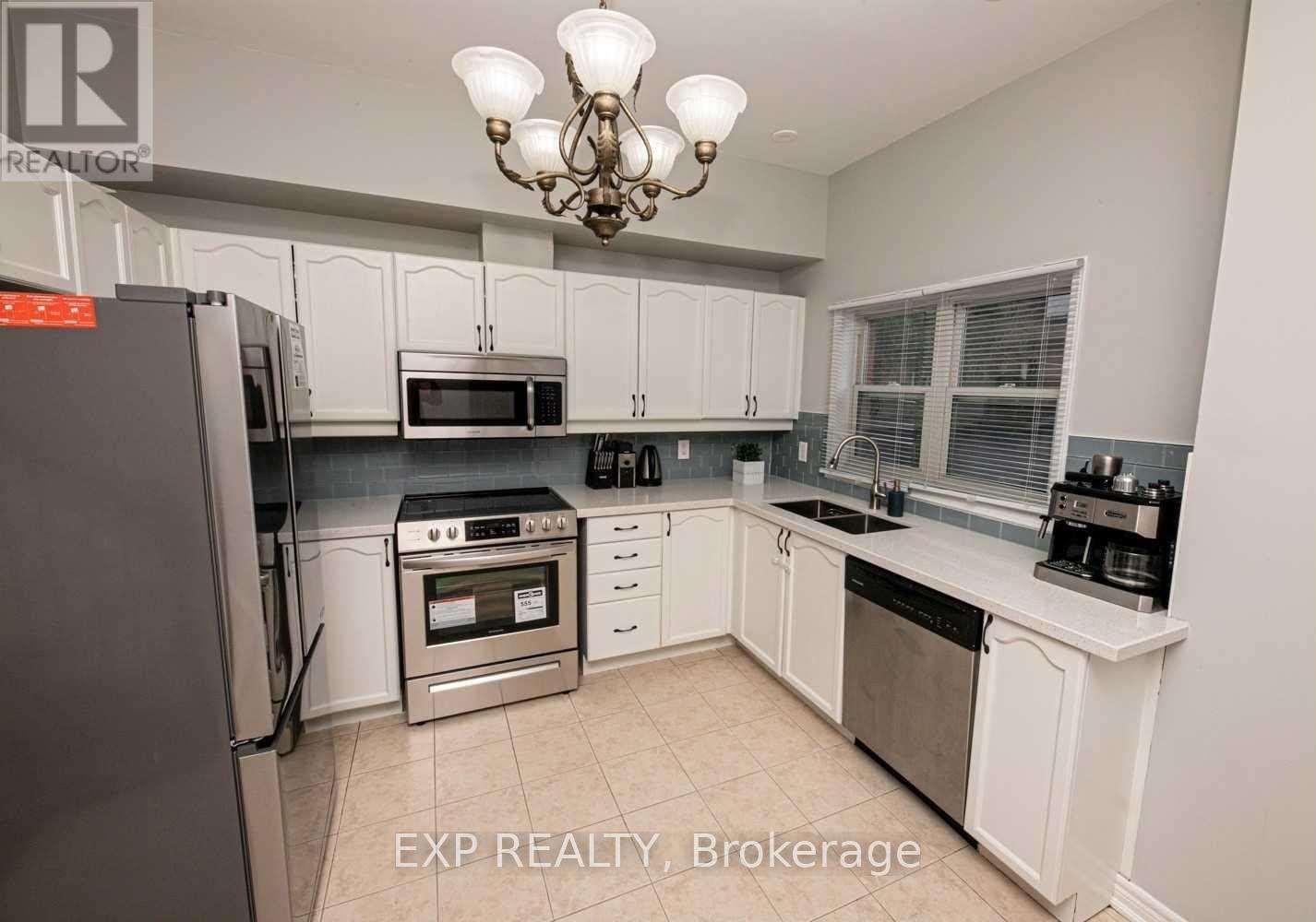 Photo 10 of Unit 8, 901 Kennedy Road, Scarborough, Ionview — HOMEH