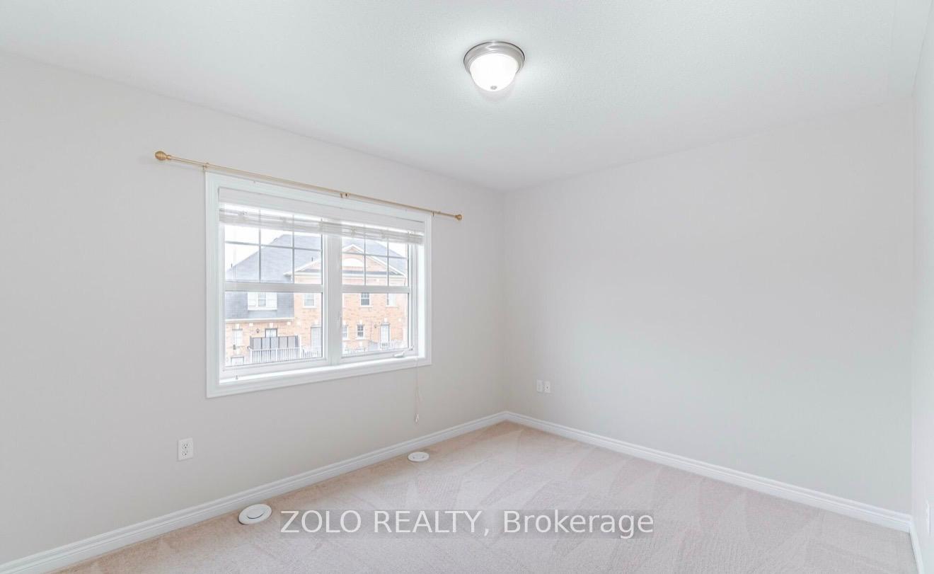 Photo 12 of 4 Soldier Street, Brampton, Northwest Brampton — HOMEH