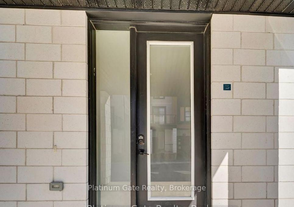 Photo 2 of 958 Battery Park, London, North M — HOMEH