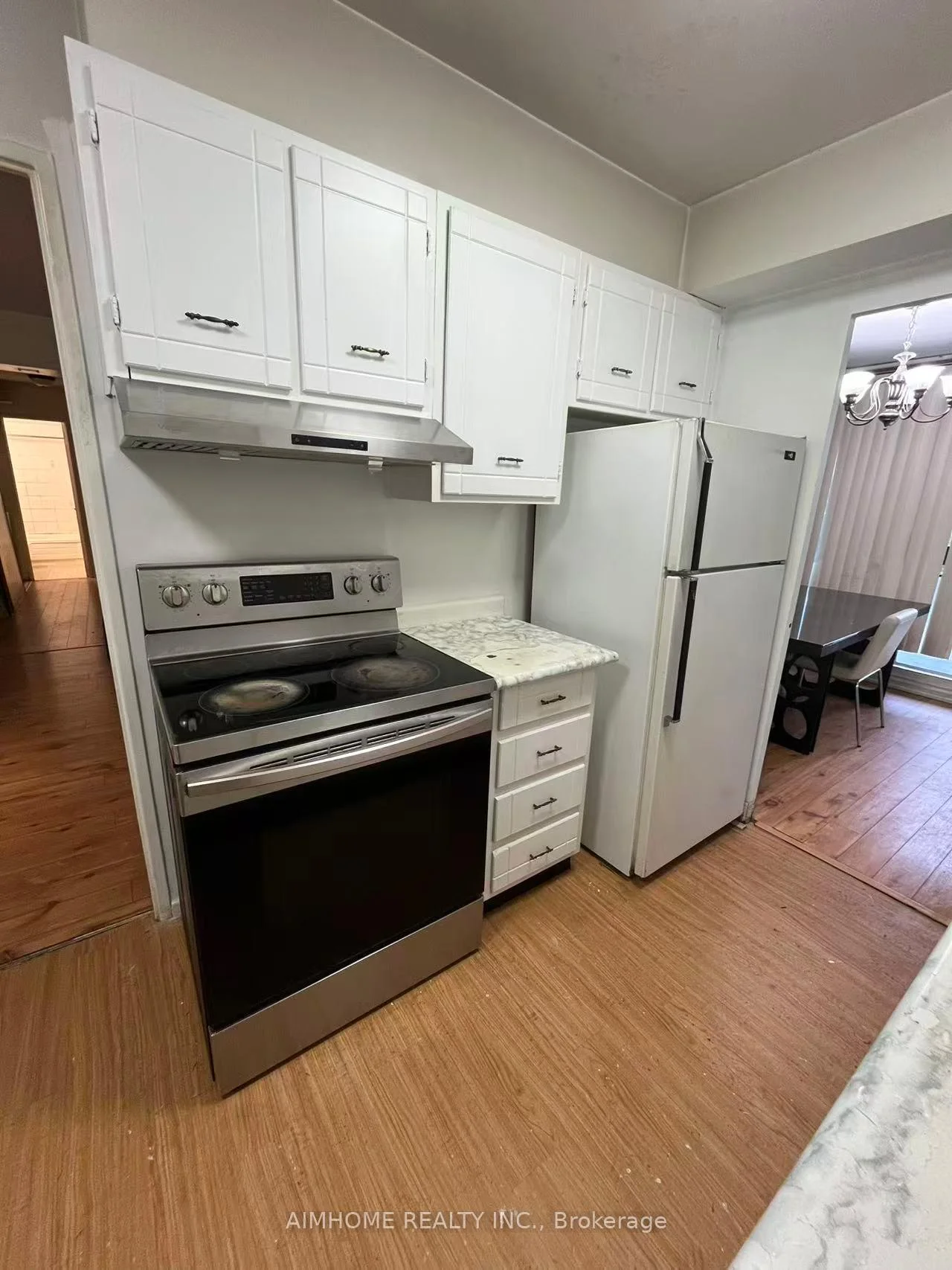Photo 12 of Unit 812, 177 Linus Road, North York, Don Valley Village — HOMEH