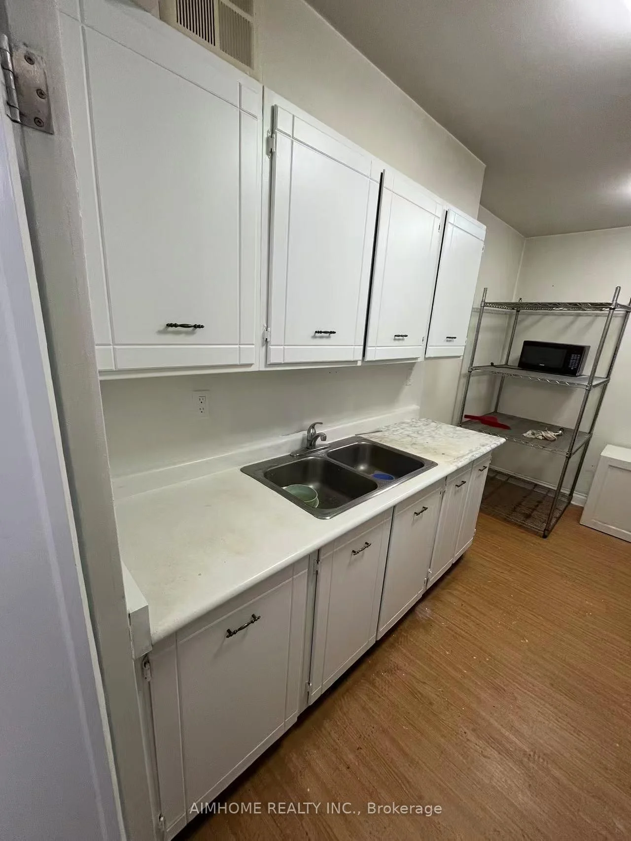 Photo 16 of Unit 812, 177 Linus Road, North York, Don Valley Village — HOMEH