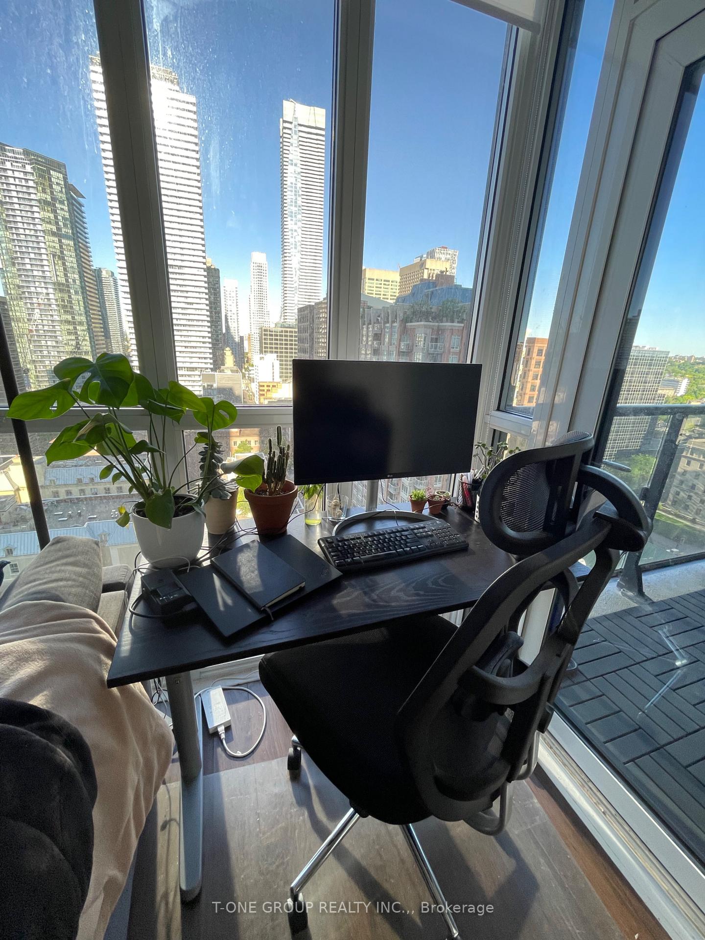 Photo 12 of Unit 2204, 28 Ted Rogers Way, Toronto, Church-Yonge Corridor — HOMEH