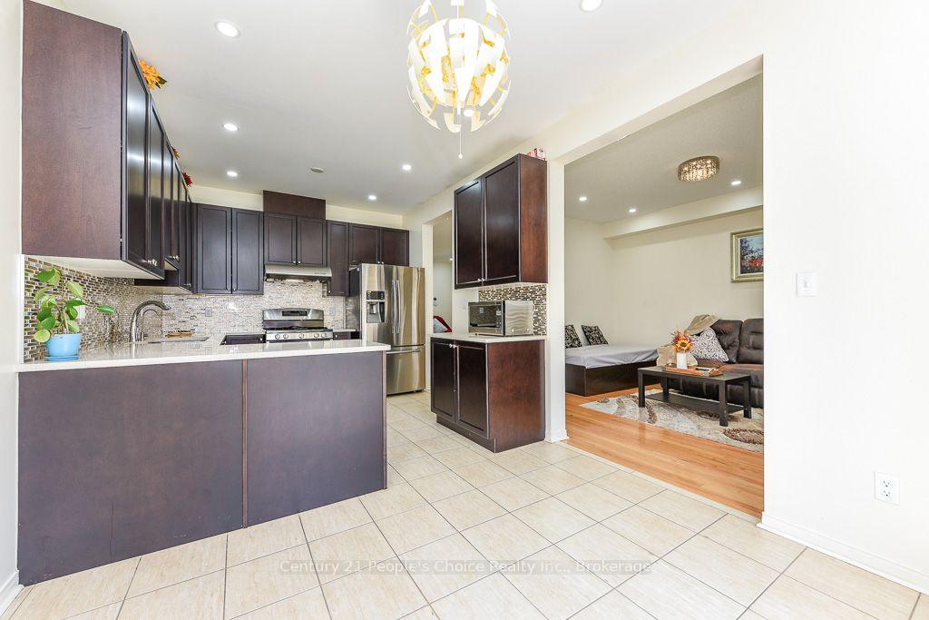 Photo 17 of 270 Brussels Avenue, Brampton, Sandringham-Wellington — HOMEH