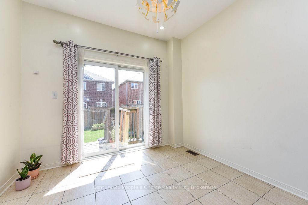 Photo 20 of 270 Brussels Avenue, Brampton, Sandringham-Wellington — HOMEH