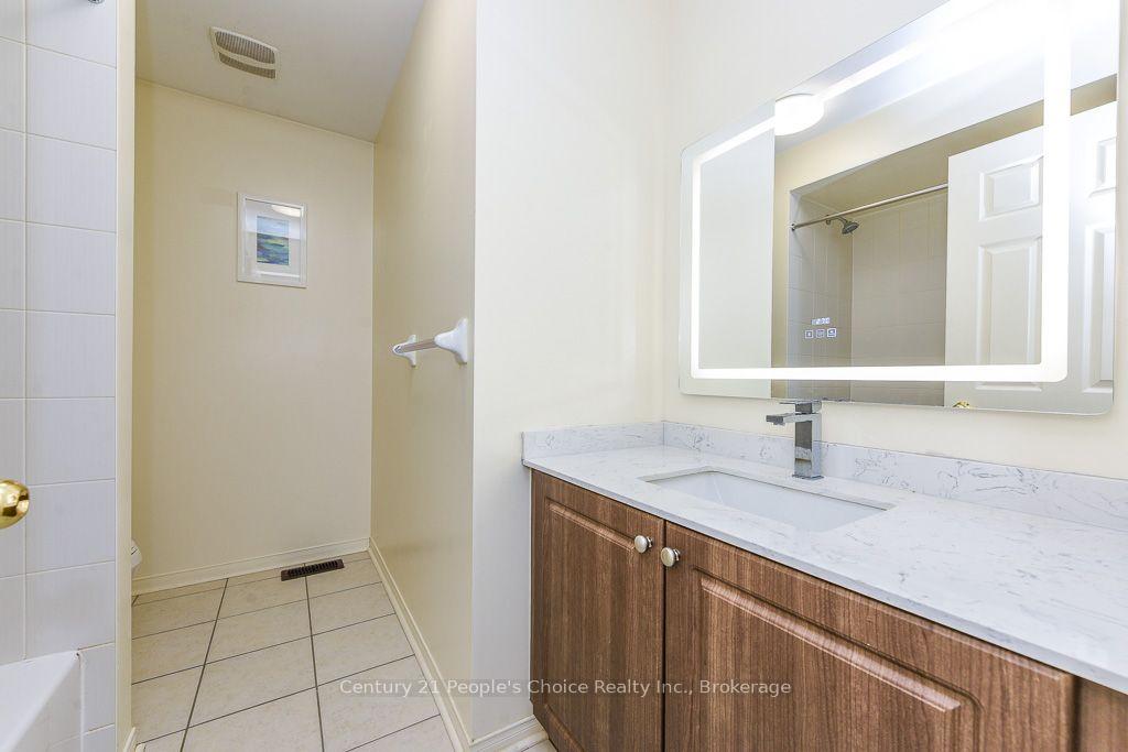 Photo 28 of 270 Brussels Avenue, Brampton, Sandringham-Wellington — HOMEH