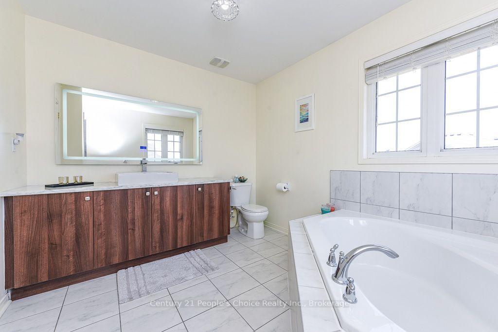 Photo 33 of 270 Brussels Avenue, Brampton, Sandringham-Wellington — HOMEH