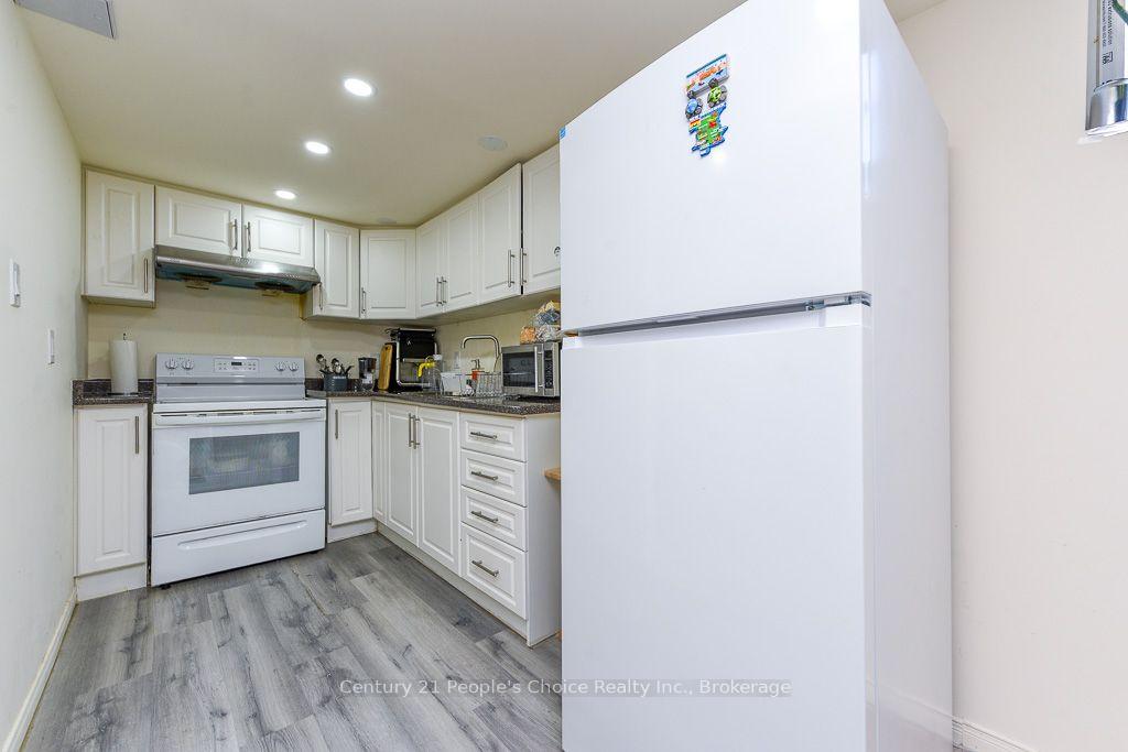 Photo 40 of 270 Brussels Avenue, Brampton, Sandringham-Wellington — HOMEH