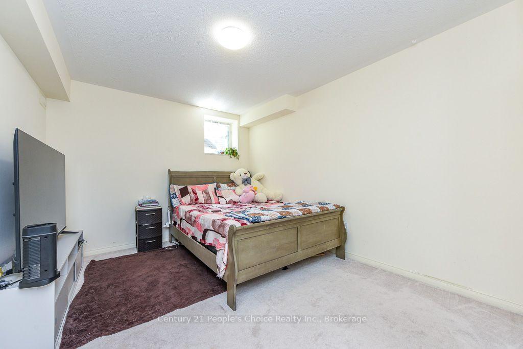 Photo 42 of 270 Brussels Avenue, Brampton, Sandringham-Wellington — HOMEH