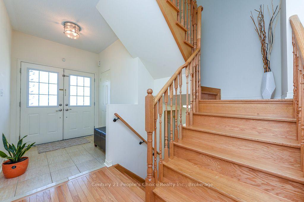 Photo 44 of 270 Brussels Avenue, Brampton, Sandringham-Wellington — HOMEH
