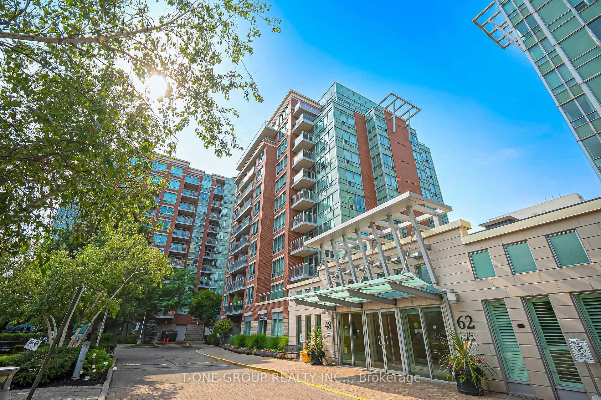 Photo 4 of Unit 720, 48 Suncrest Boulevard, Markham, Commerce Valley — HOMEH