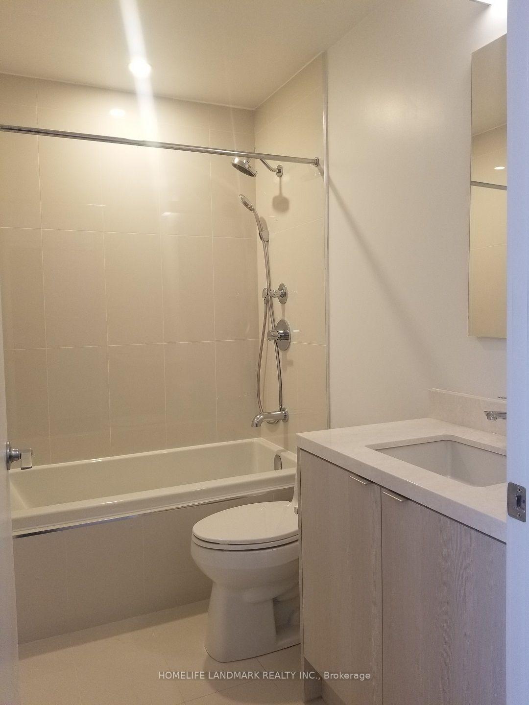 Photo 15 of Unit 5301, 125 Blue Jays Way, Toronto, Waterfront Communities — HOMEH