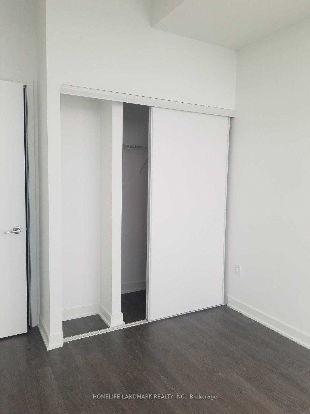 Photo 6 of Unit 5301, 125 Blue Jays Way, Toronto, Waterfront Communities — HOMEH