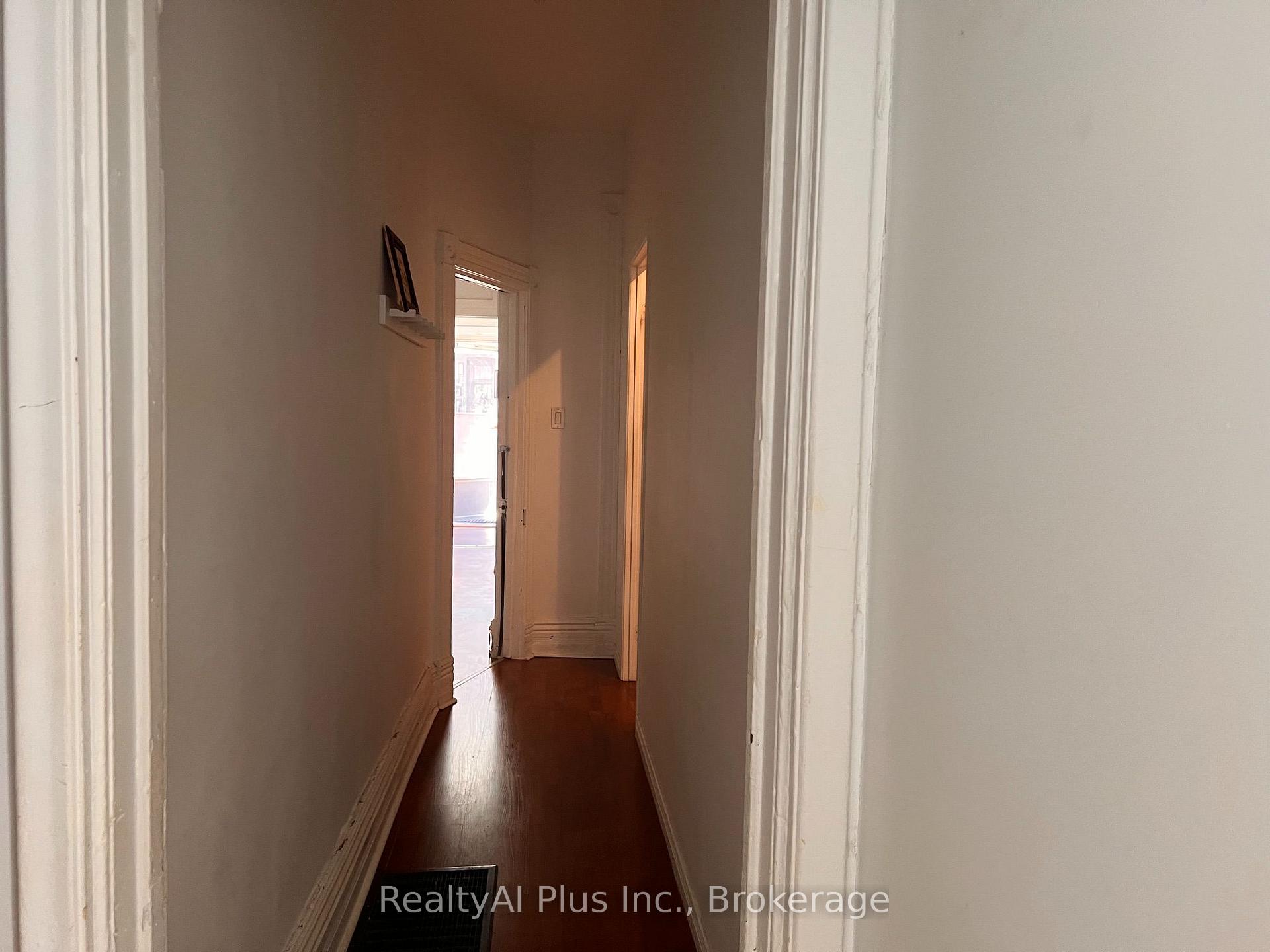 Photo 9 of 182 Boulton Avenue, Toronto, South Riverdale — HOMEH