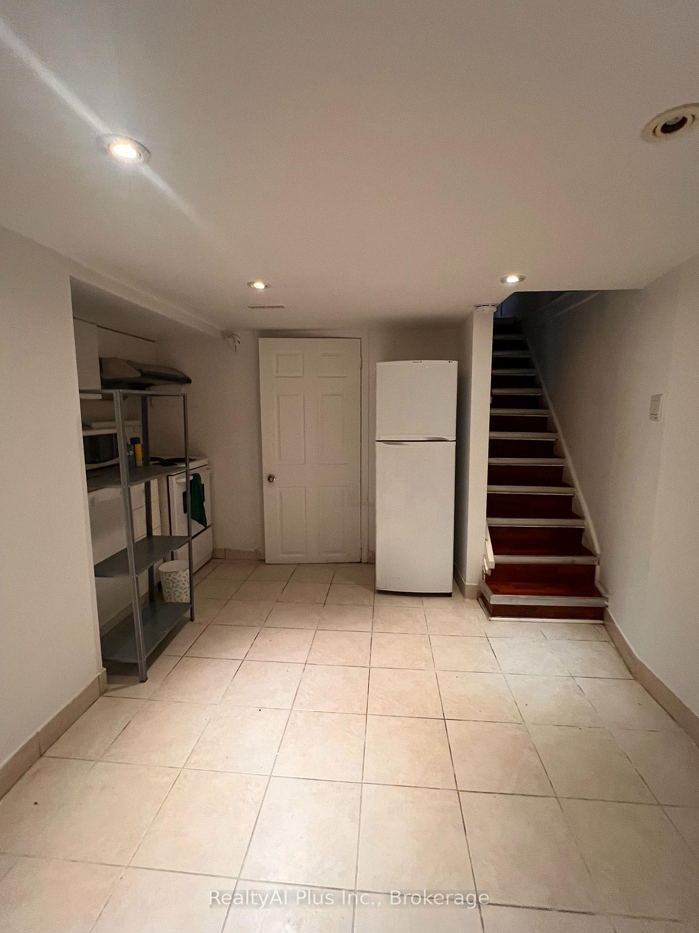 Photo 12 of 182 Boulton Avenue, Toronto, South Riverdale — HOMEH