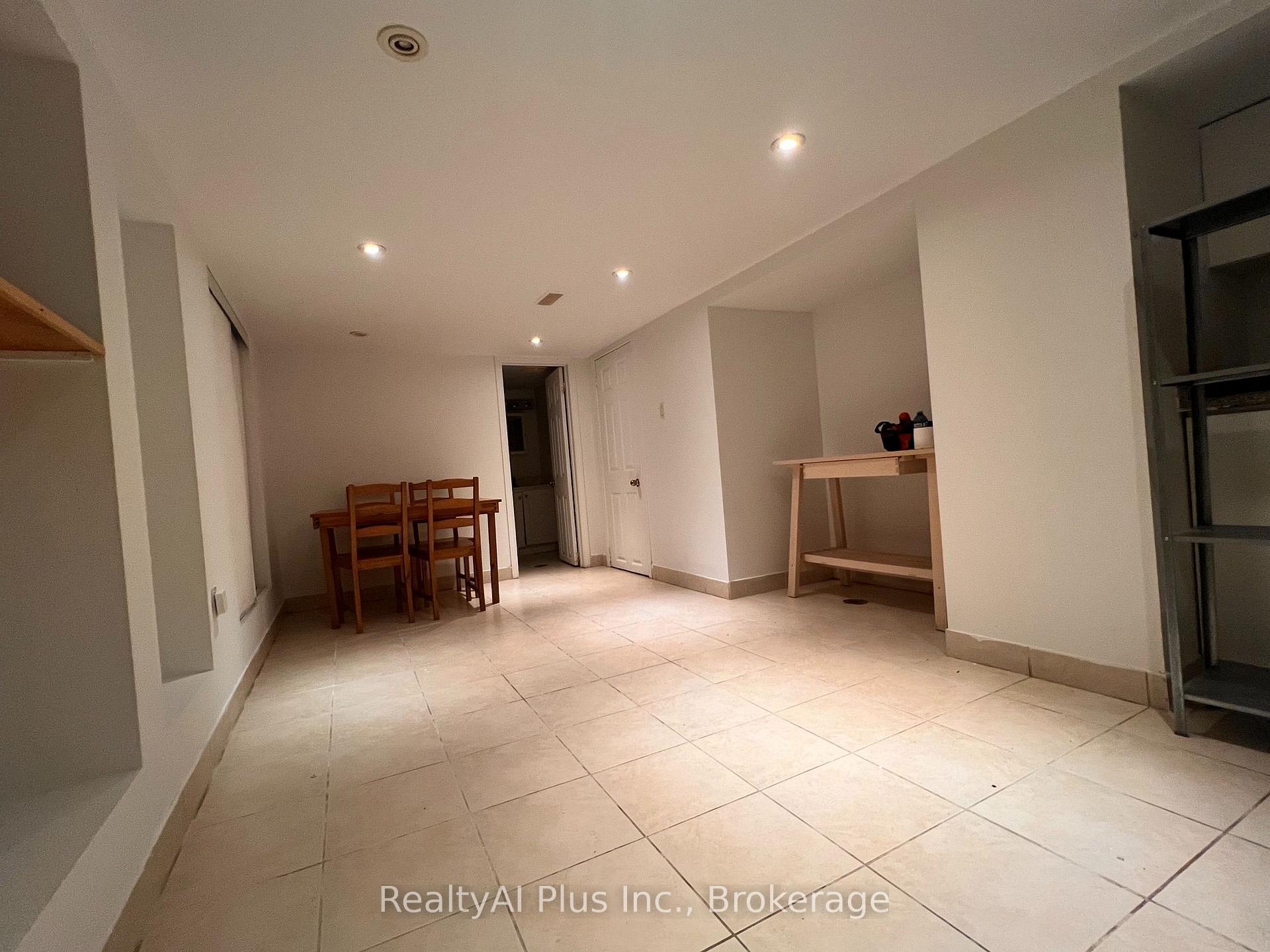 Photo 13 of 182 Boulton Avenue, Toronto, South Riverdale — HOMEH