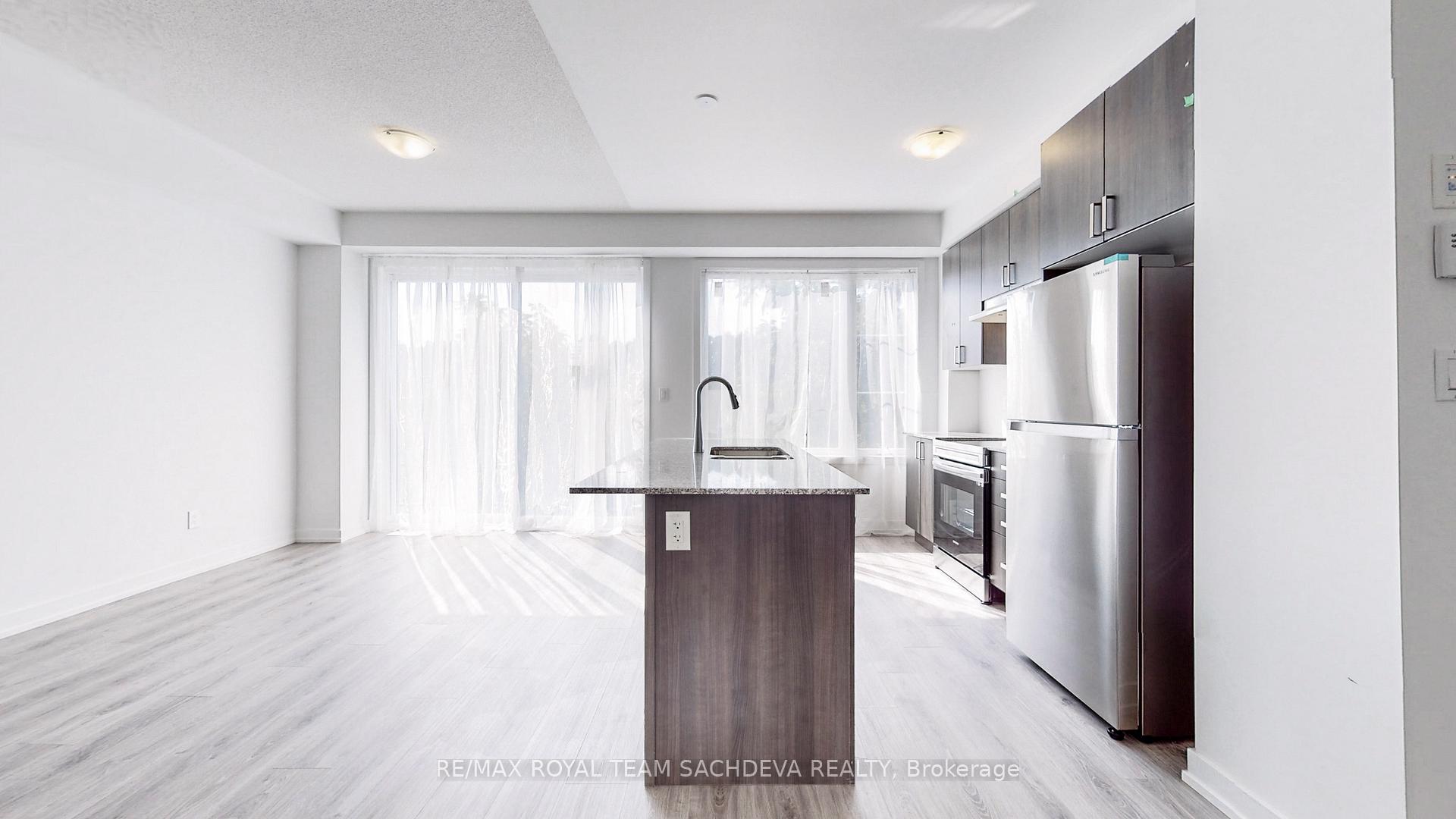 Photo 9 of 73 Pine Gate Place, Whitby, Williamsburg — HOMEH