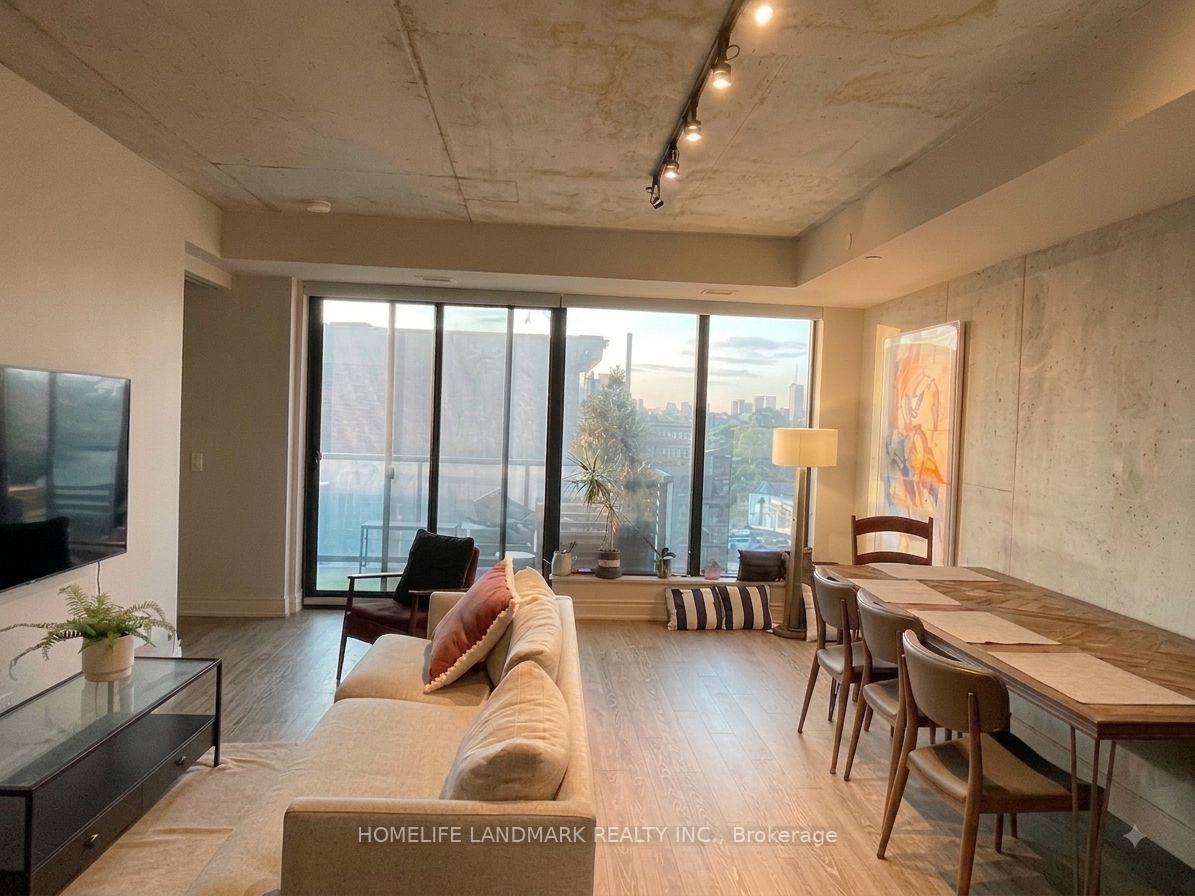 Photo 5 of Unit 716, 608 Richmond Street W, Toronto, Waterfront Communities — HOMEH