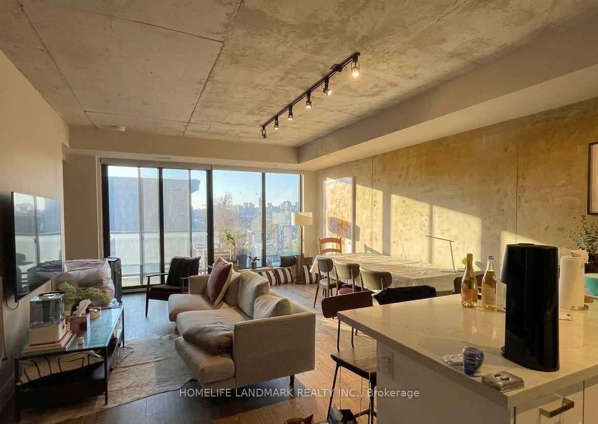 Photo 1 of Unit 716, 608 Richmond Street W, Toronto, Waterfront Communities — HOMEH