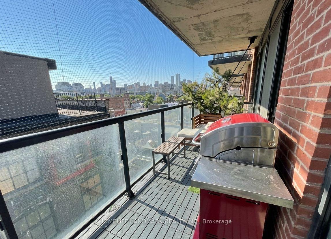 Photo 22 of Unit 716, 608 Richmond Street W, Toronto, Waterfront Communities — HOMEH