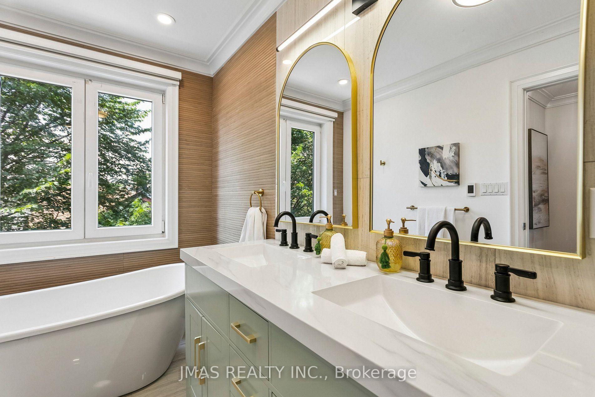 Photo 13 of 268 Manning Avenue, Toronto, Trinity-Bellwoods — HOMEH