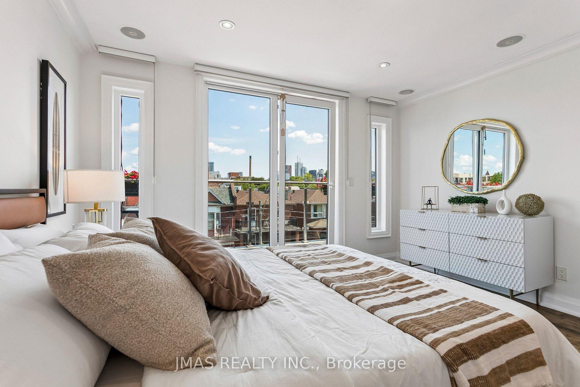 Photo 21 of 268 Manning Avenue, Toronto, Trinity-Bellwoods — HOMEH