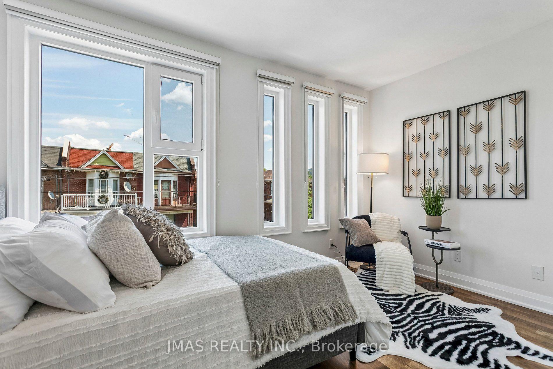 Photo 31 of 268 Manning Avenue, Toronto, Trinity-Bellwoods — HOMEH