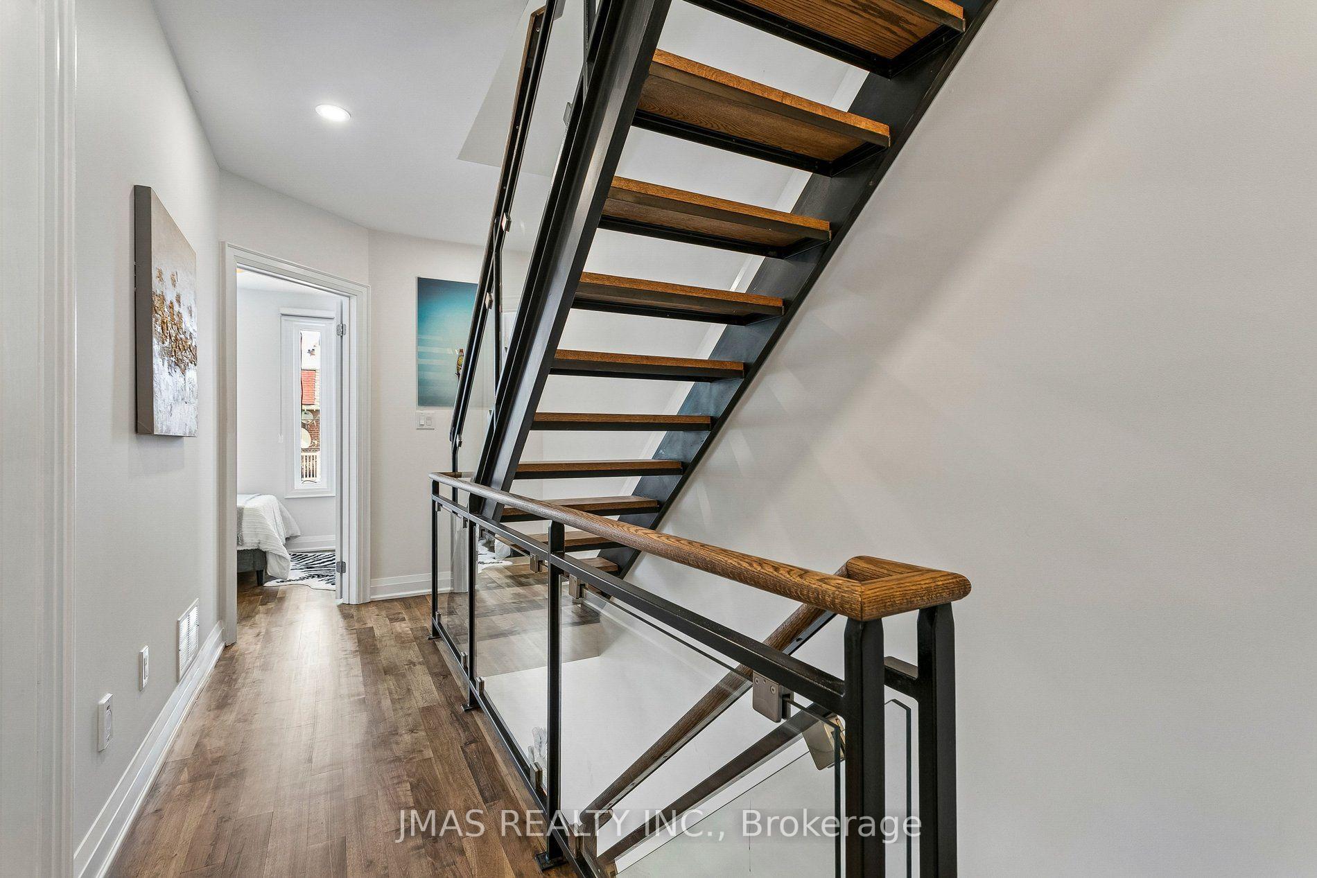 Photo 33 of 268 Manning Avenue, Toronto, Trinity-Bellwoods — HOMEH