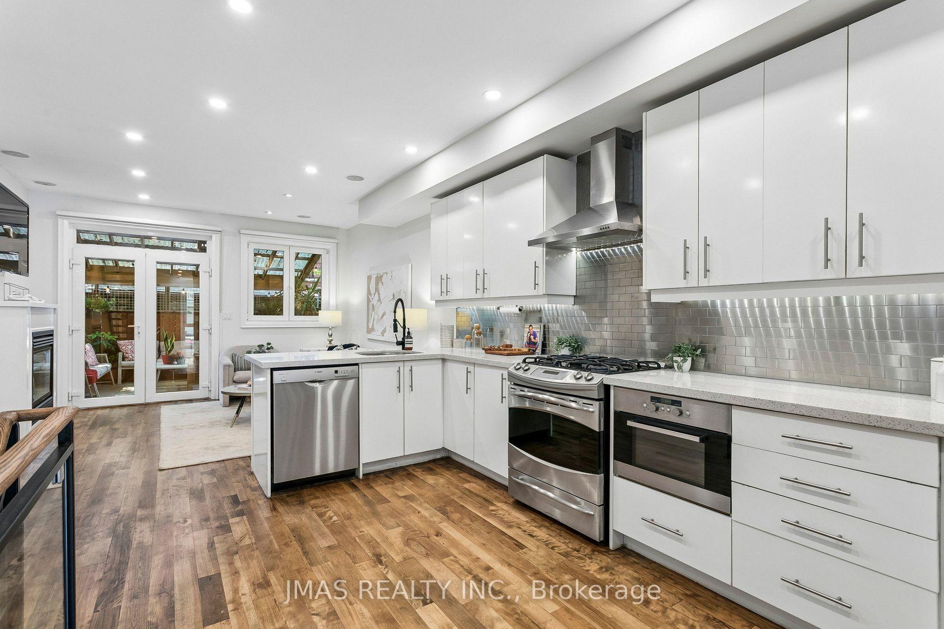 Photo 40 of 268 Manning Avenue, Toronto, Trinity-Bellwoods — HOMEH